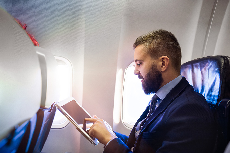 What to know about flying on an airplane with contacts